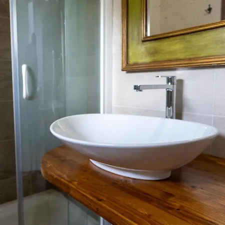 Alloggio per agriturismo La Grotta San Giuliano Terme