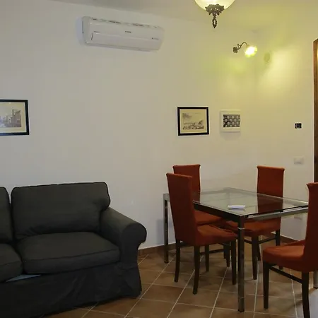 La Grotta