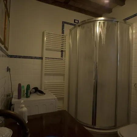 Alloggio per agriturismo La Grotta *